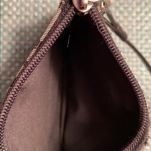 🎉🌸💝 HOST PICK 💝🌸🎉 Vintage Coach Wristlet - Black and Gray - Picture 6 of 10